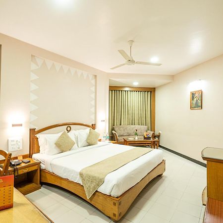 Hotel Mayura Rāipur المظهر الخارجي الصورة