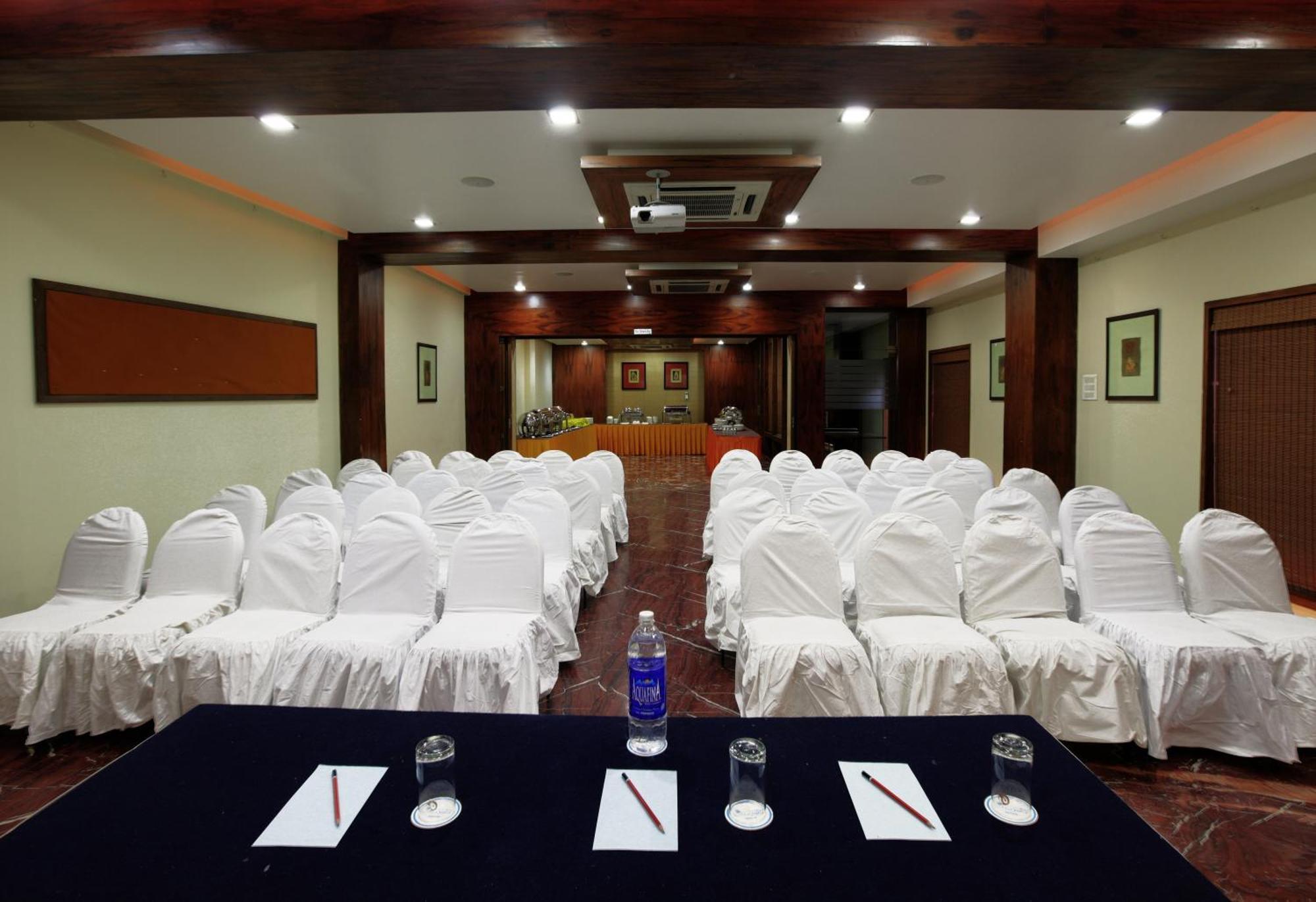 Hotel Mayura Rāipur المظهر الخارجي الصورة