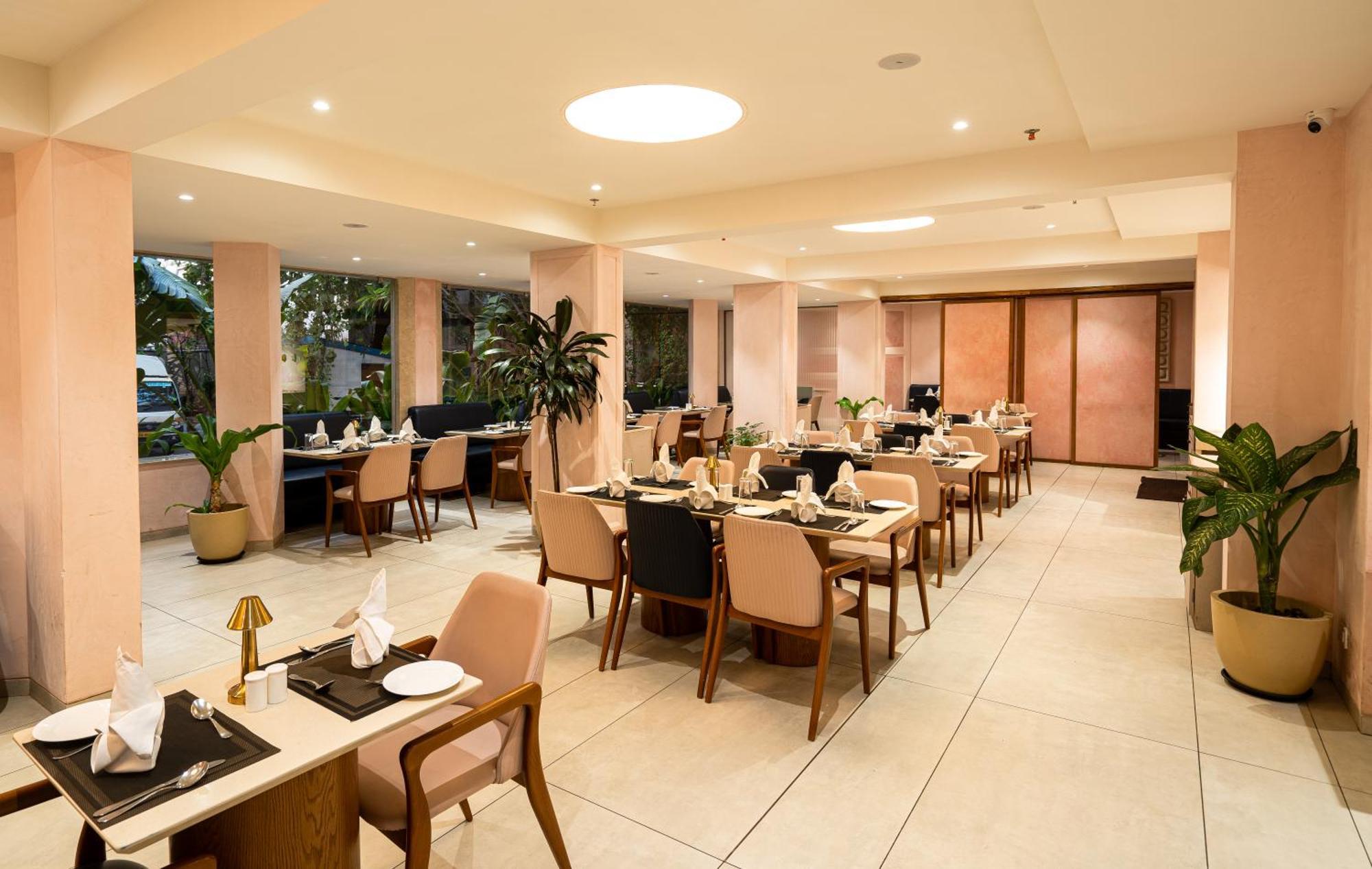 Hotel Mayura Rāipur المظهر الخارجي الصورة