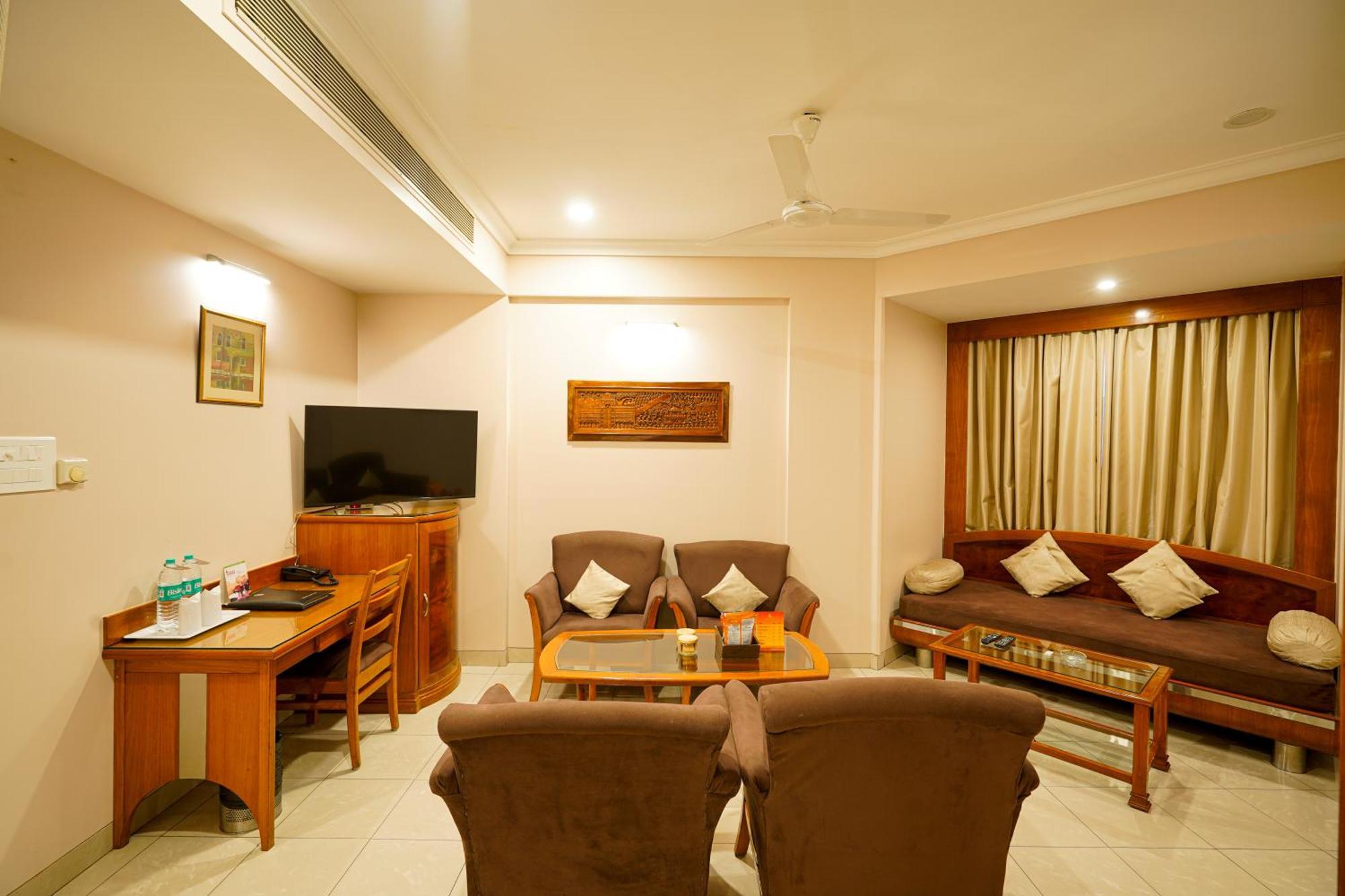 Hotel Mayura Rāipur المظهر الخارجي الصورة