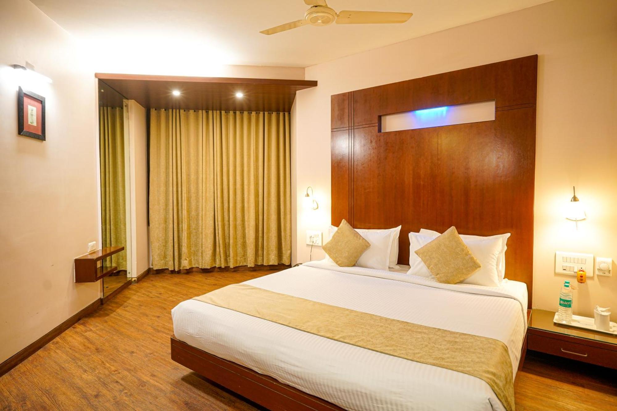 Hotel Mayura Rāipur المظهر الخارجي الصورة
